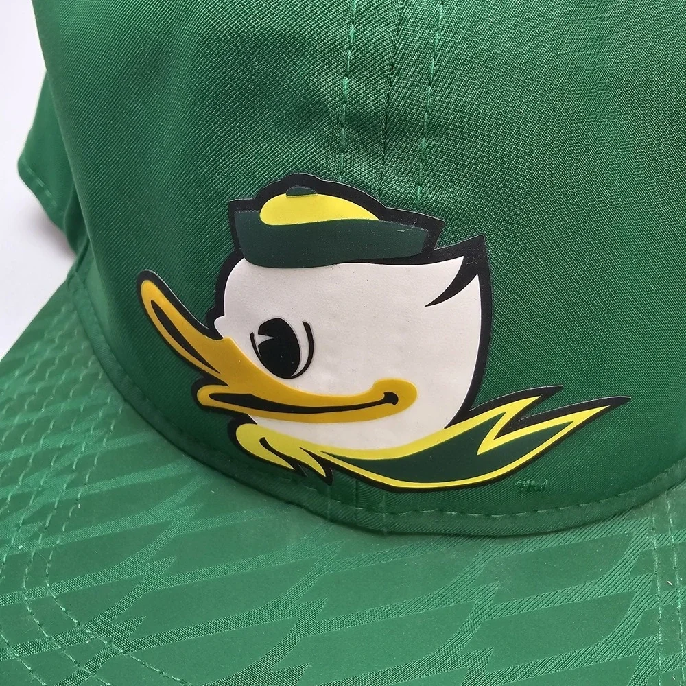 Nike *RARE*‎ Oregon Fighting Ducks Textured Bill Snapback Hat FA16 Green Yellow
